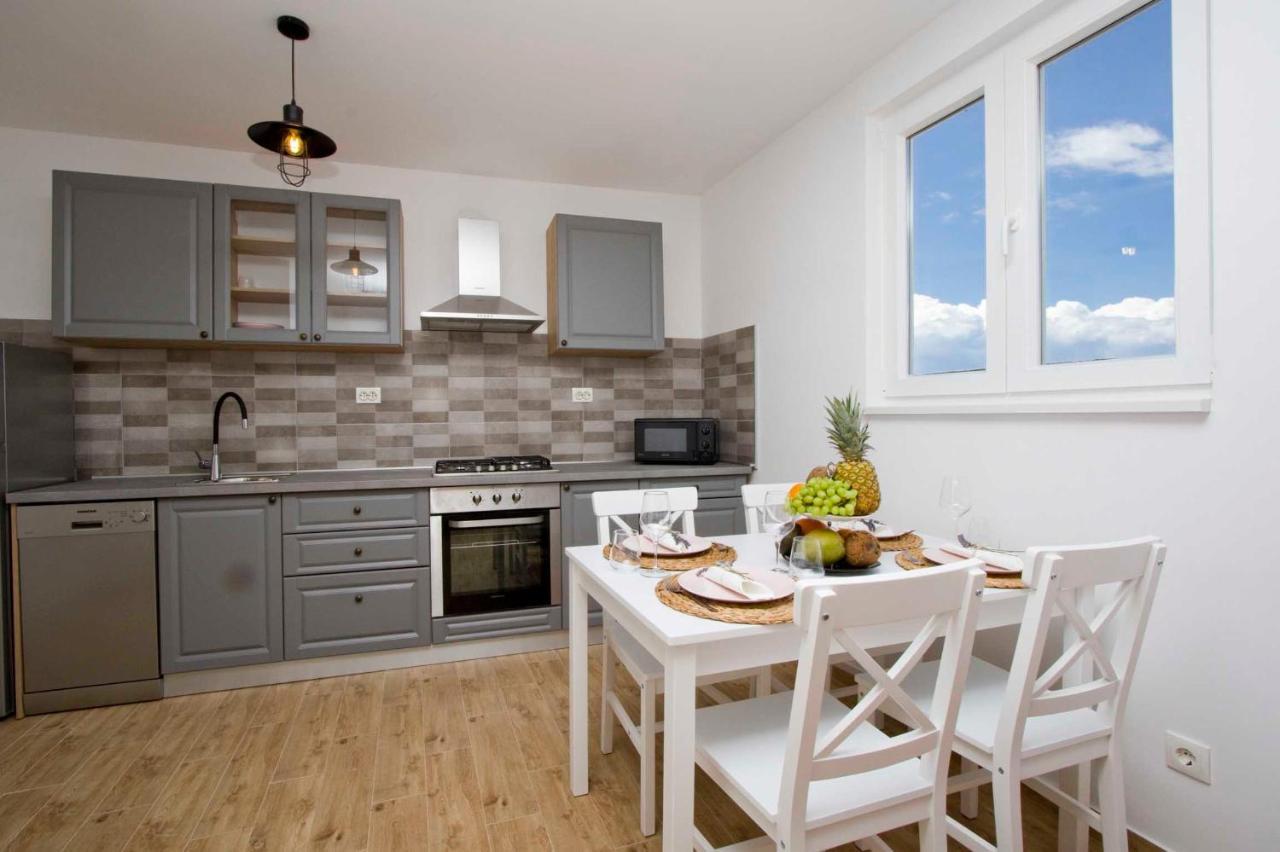 Apartment Rustica Drasnice